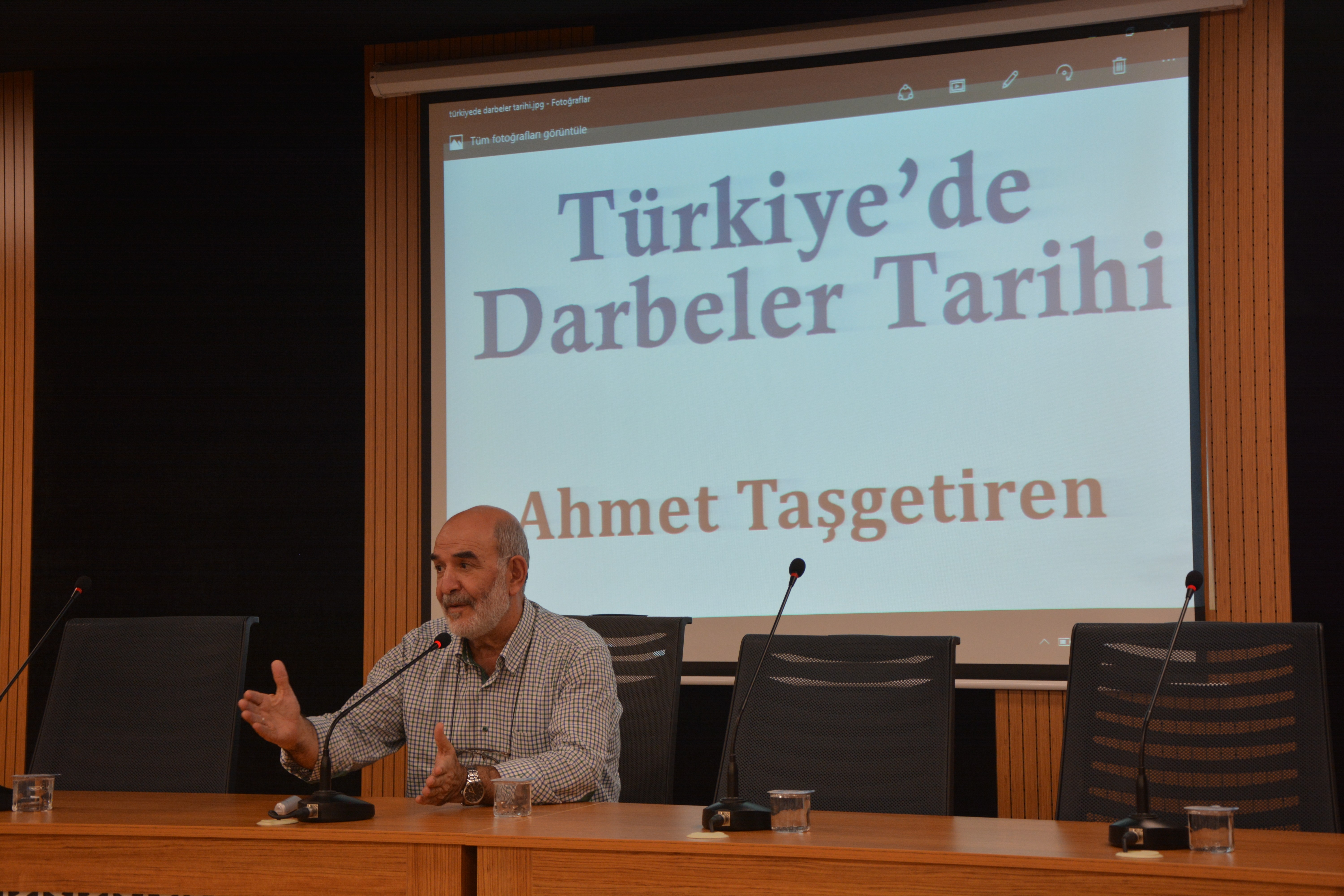 Türkiye'de Darbeler Tarihi Konferansı Gerçekleştirildi